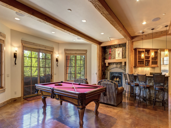 Ski in Ski out Peak 8 Luxury Home